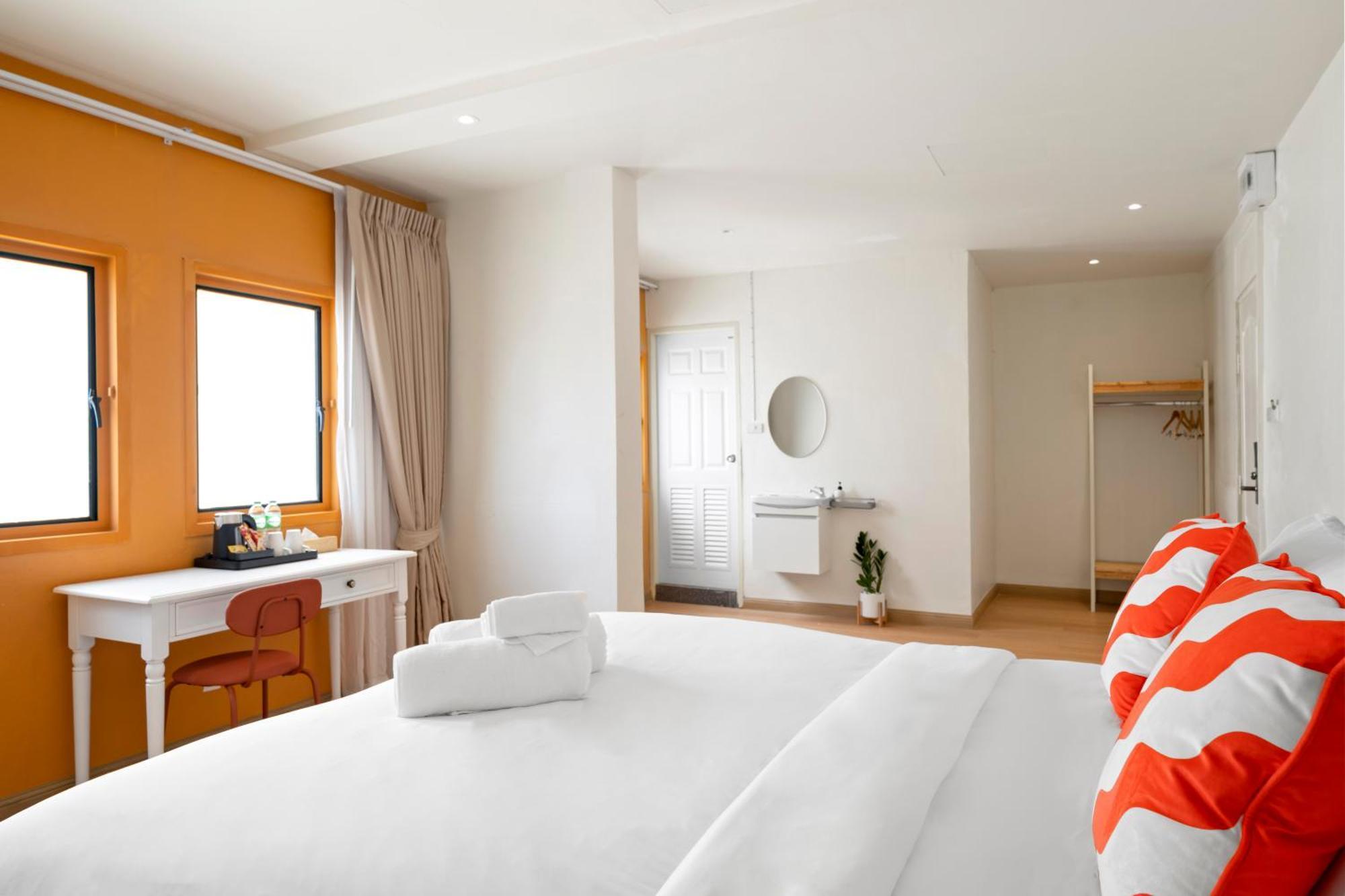 Horange Phuket Town Hotel Екстериор снимка