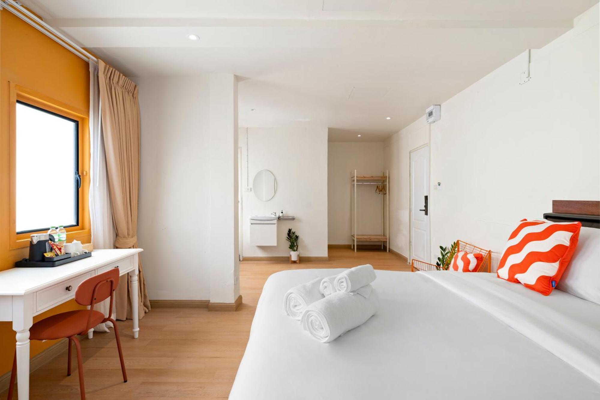 Horange Phuket Town Hotel Стая снимка
