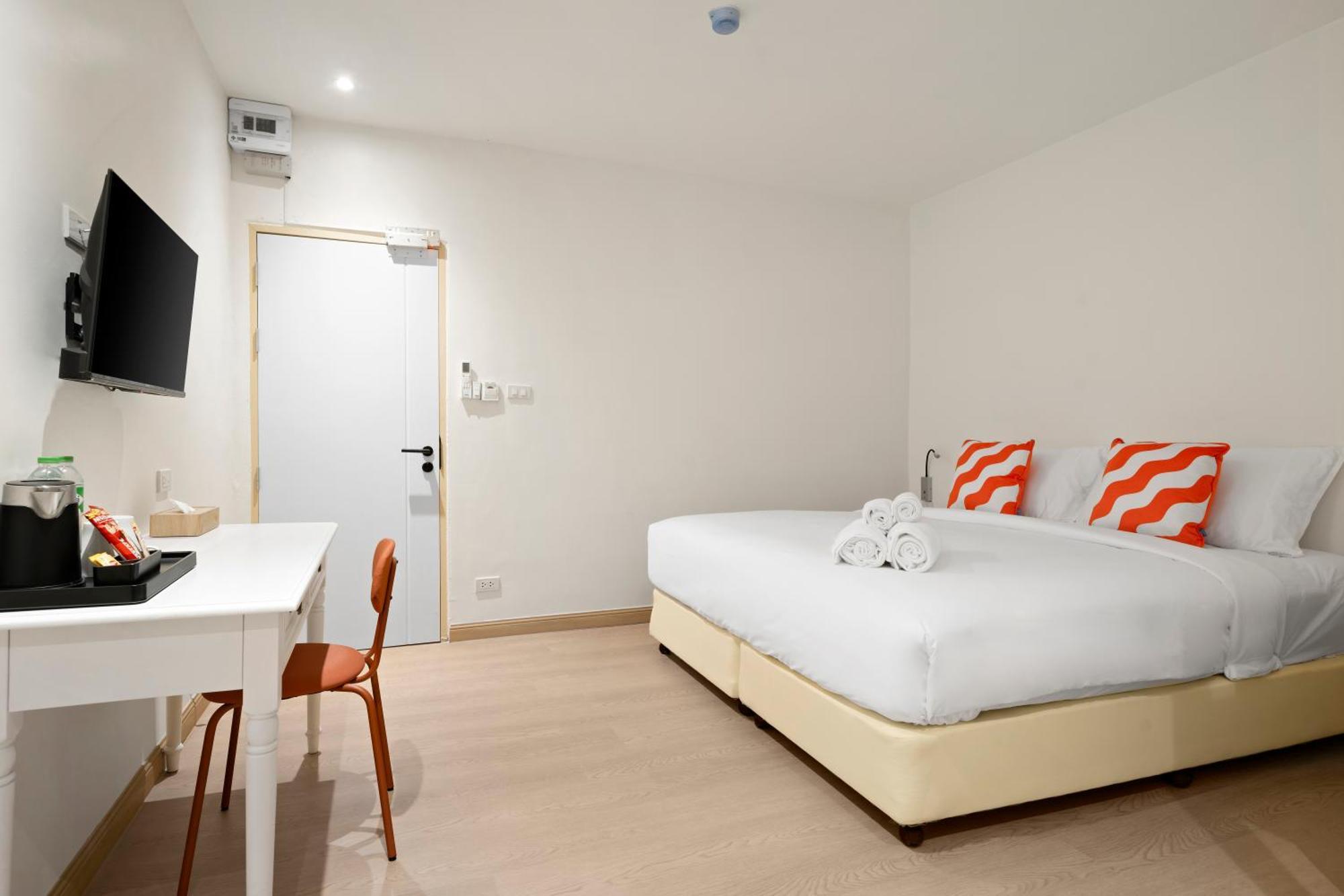 Horange Phuket Town Hotel Стая снимка