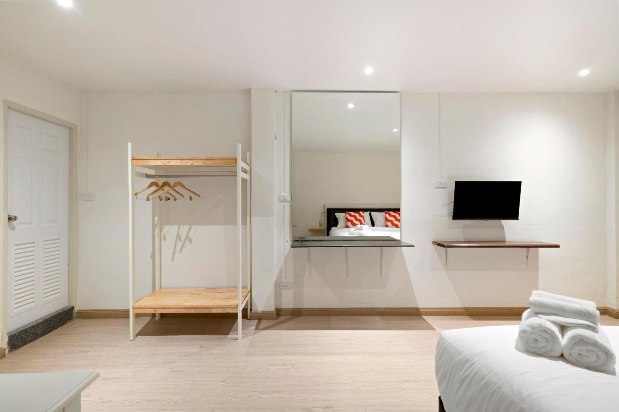 Horange Phuket Town Hotel Стая снимка
