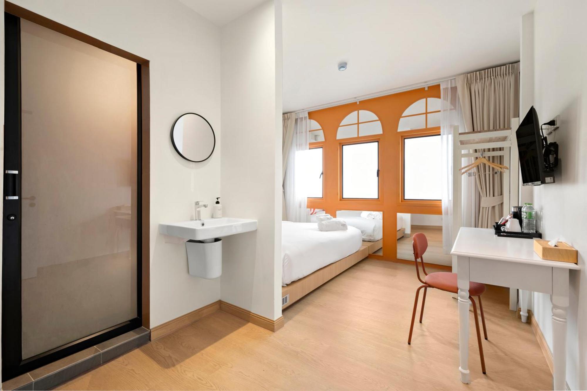 Horange Phuket Town Hotel Стая снимка