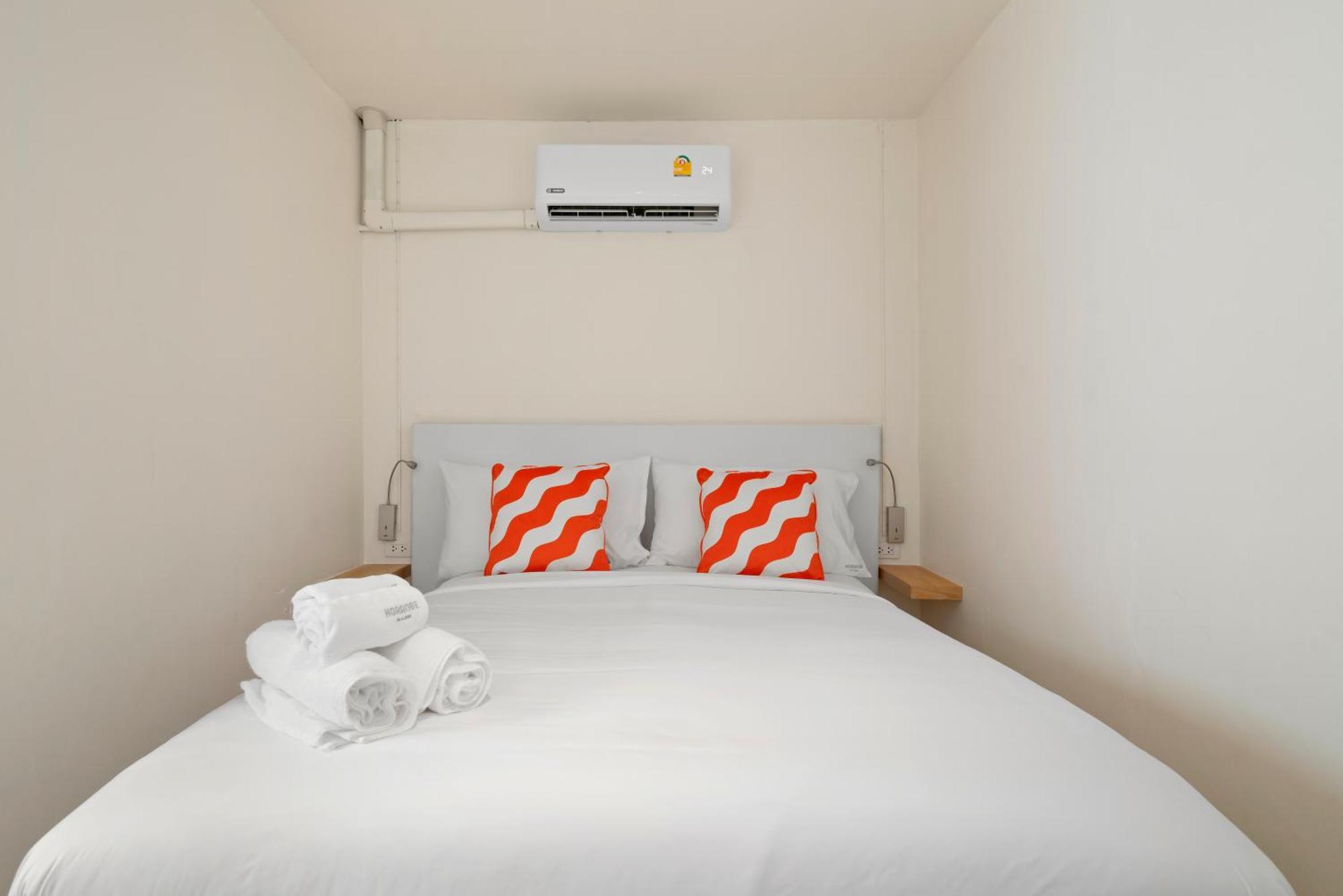 Horange Phuket Town Hotel Стая снимка