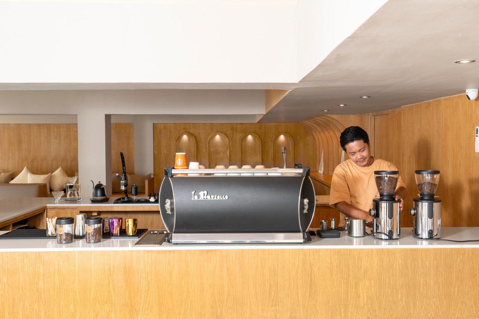 Horange Phuket Town Hotel Екстериор снимка