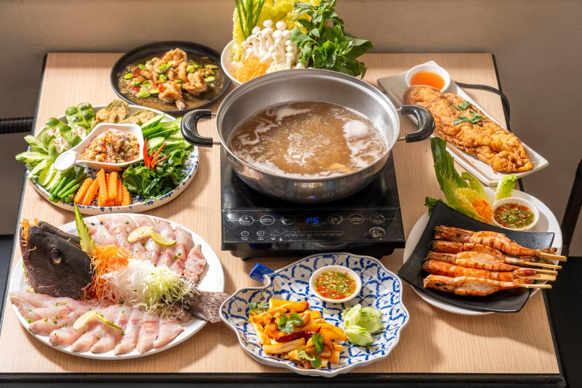 Horange Phuket Town Hotel Екстериор снимка