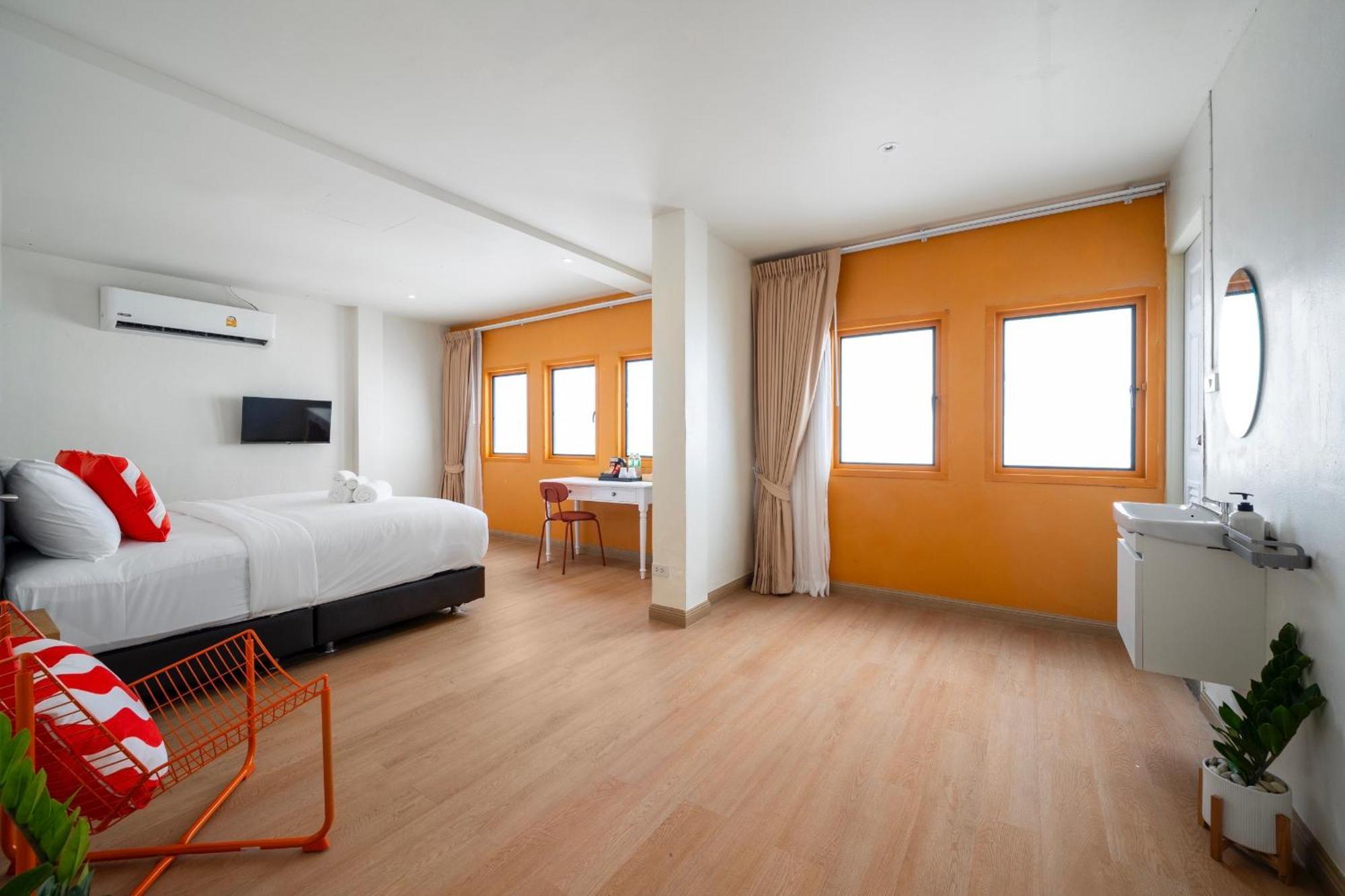 Horange Phuket Town Hotel Екстериор снимка